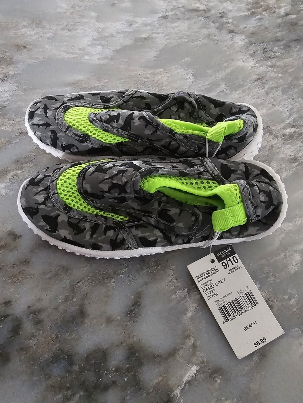 Ocean Pacific Toddler Boys Grey Camo Shark Water Swim Shoes Size 9/10 NWT